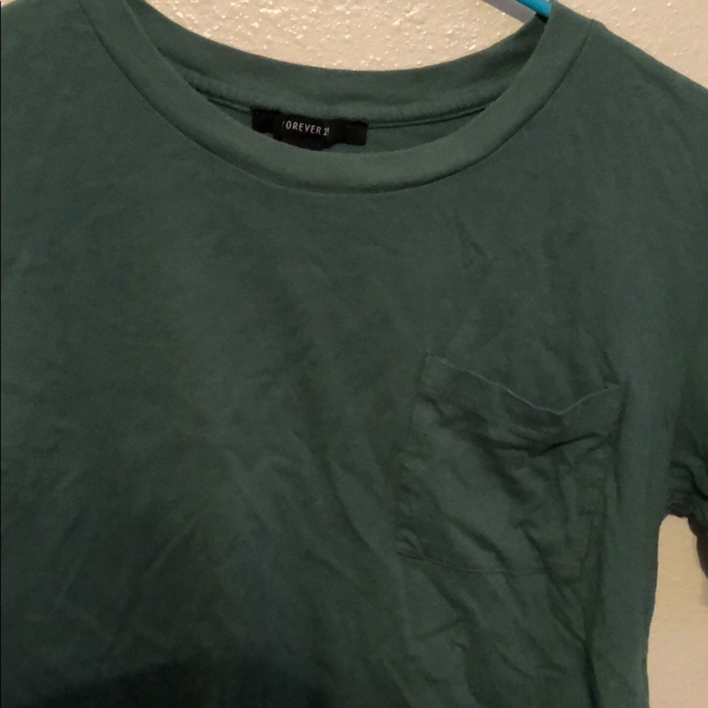 F21 crop - Picture 2 of 3